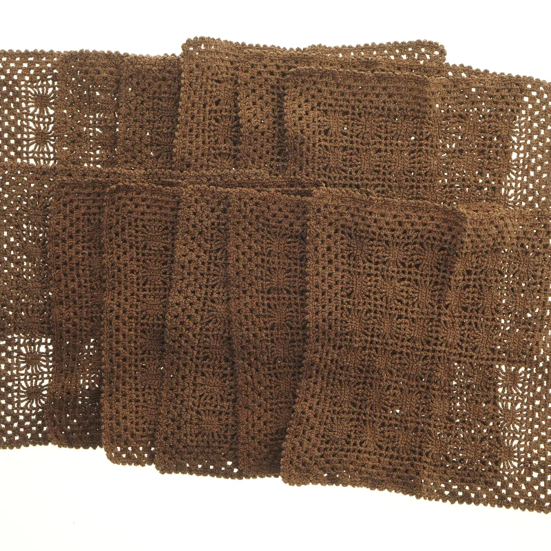 Brune strikkede bomuld  servietter (str. 28x29 cm)
