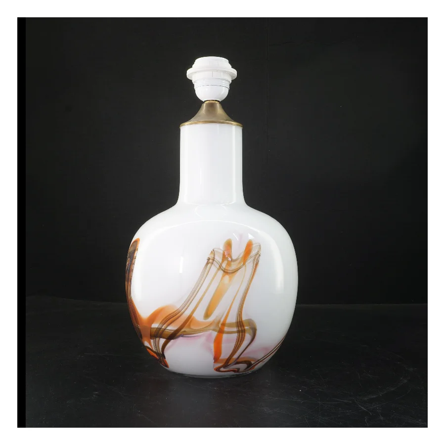 Bordlampe med hvirvlet design (str. 42 cm)