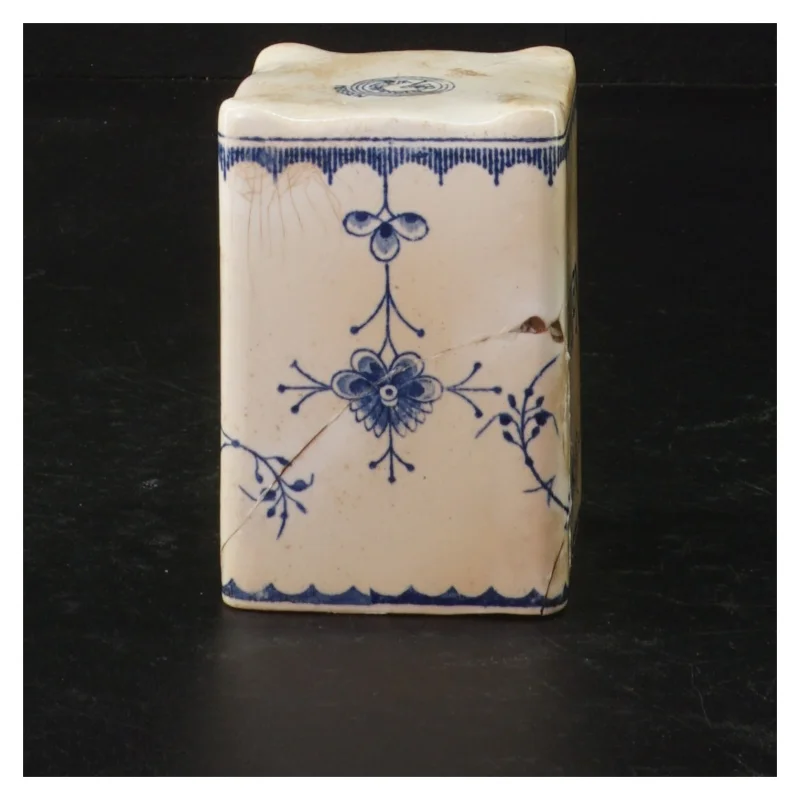 Krydderibeholder med låg (str. H 10,5 cm)