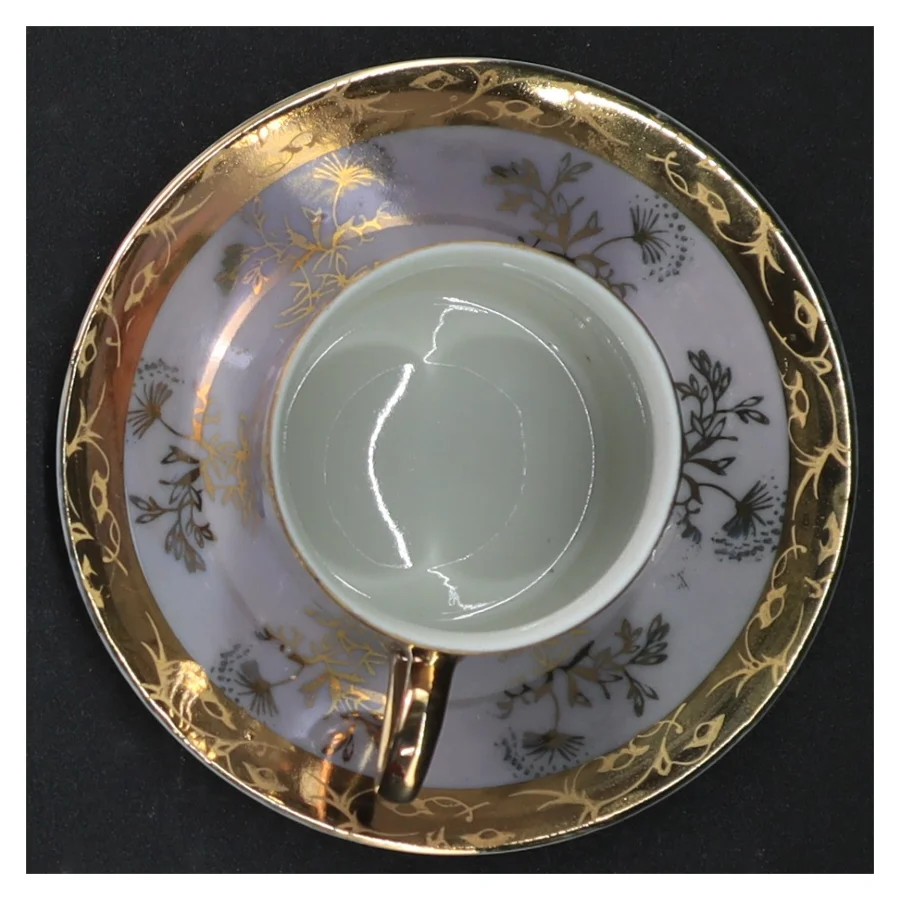 Porcelænskop med underkop (str. H 6 cm)