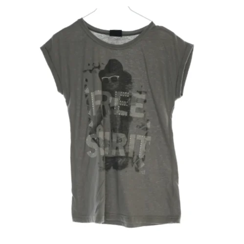 T shirt fra MM (str. 134/140)