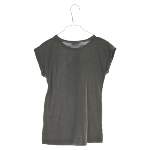 T shirt fra MM (str. 134/140)