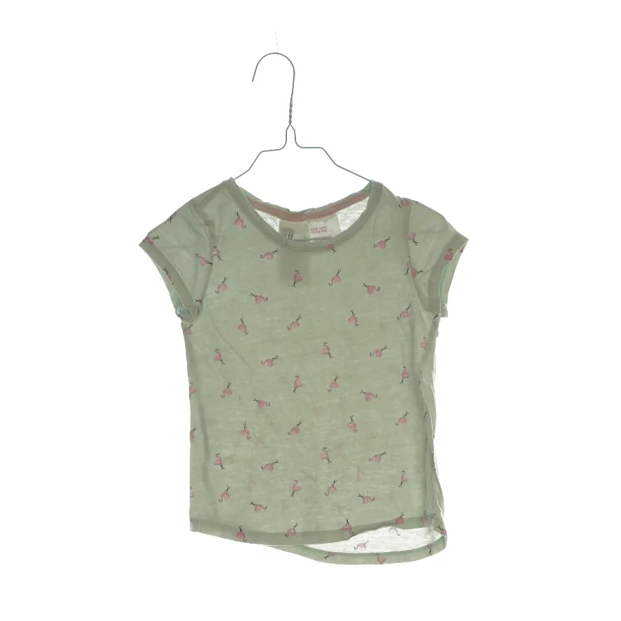 T shirt fra H&M (str. 110/116)