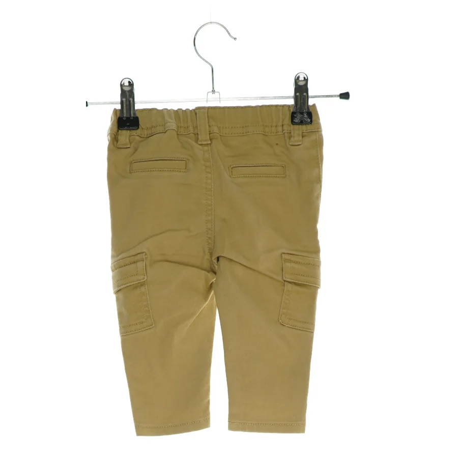 Bukser fra H&M (str. 68)