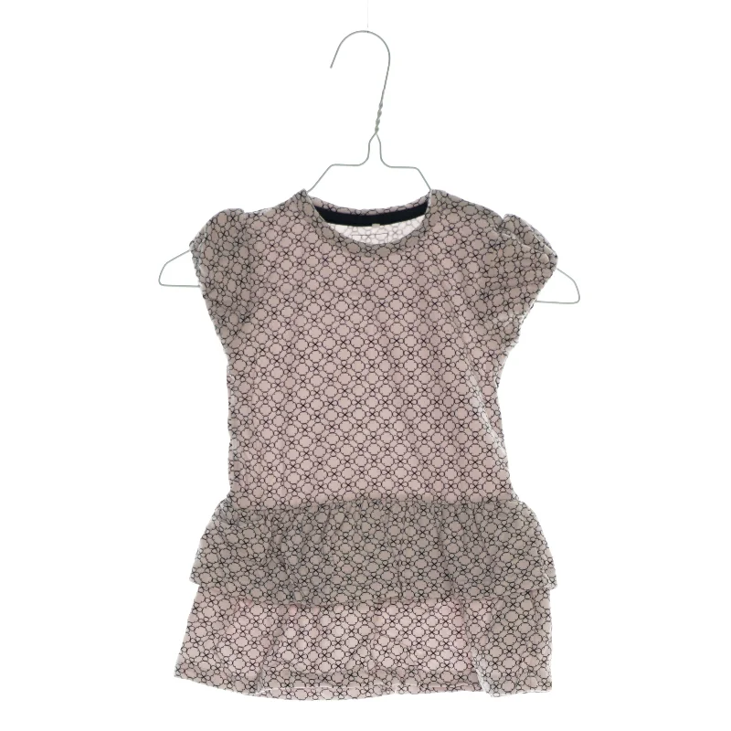 Kjole fra Name it (str. 68)