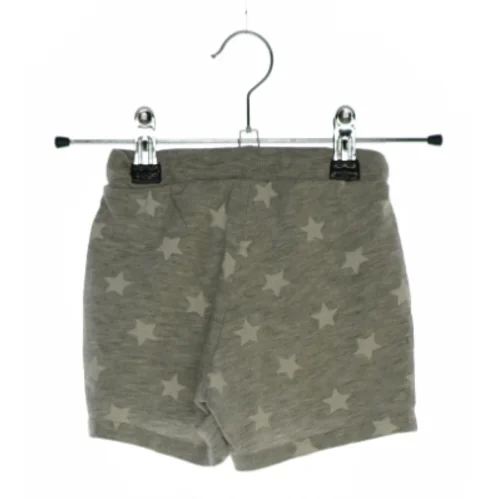 Shorts fra H&M (str. 92)