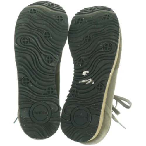 Sneakers af ruskind fra Woden (str. 38)