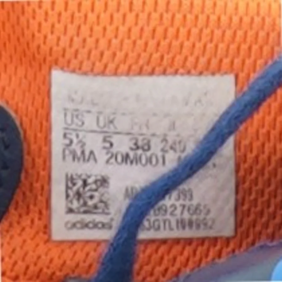 Fodboldstøvler fra Adidas (str. 25 cm)