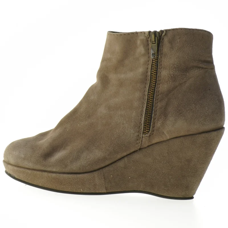 Gardenia brune støvletter med kilehæl (str. 40 )