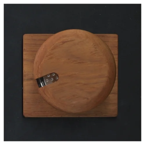 Vintage rund plastbeholder med teak bund og låg (str. 7 cm)