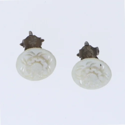 Clips vintage øreringe med udskåret detalje (str. Ø 1,5 cm)