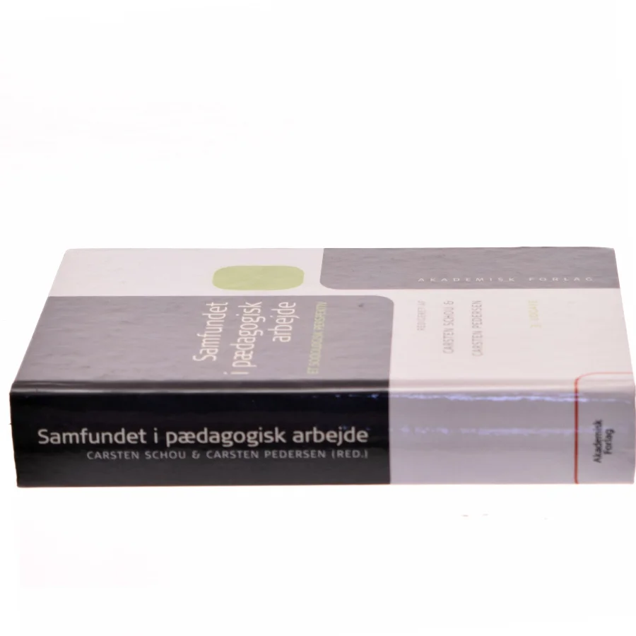 Samfundet i pædagogisk arbejde (Bog)