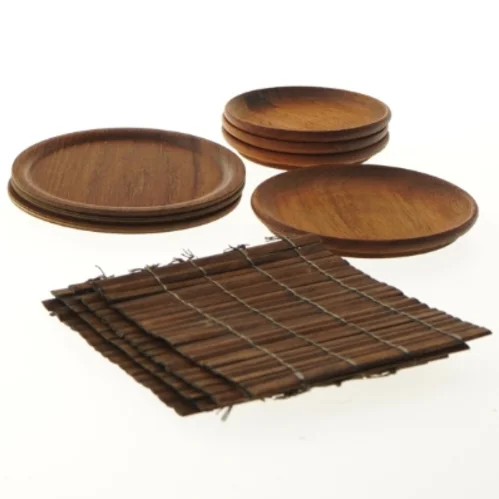 Sæt af teak glasbrikker / bordskånere (str. Ø 9,5 cm og Ø 7,5 cm og 11x10 cm)