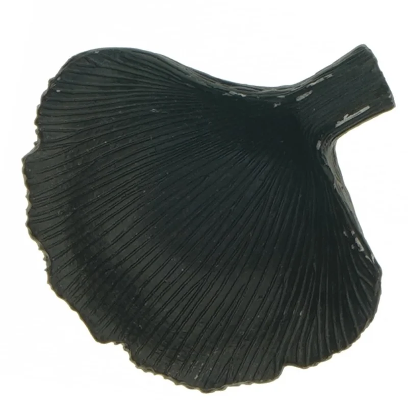 Sort muslingeskal dekoration fra Form living (str. 12 x 11 cm)