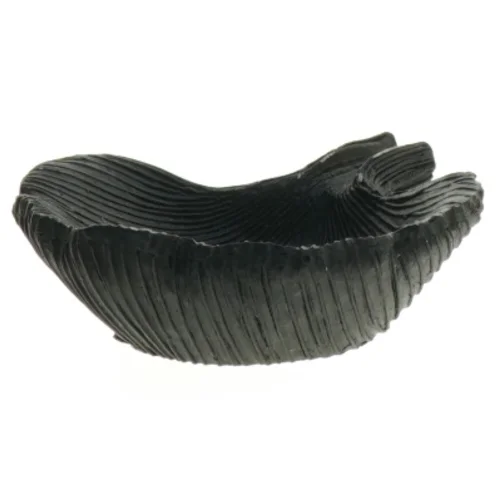 Sort muslingeskal dekoration fra Form living (str. 12 x 11 cm)
