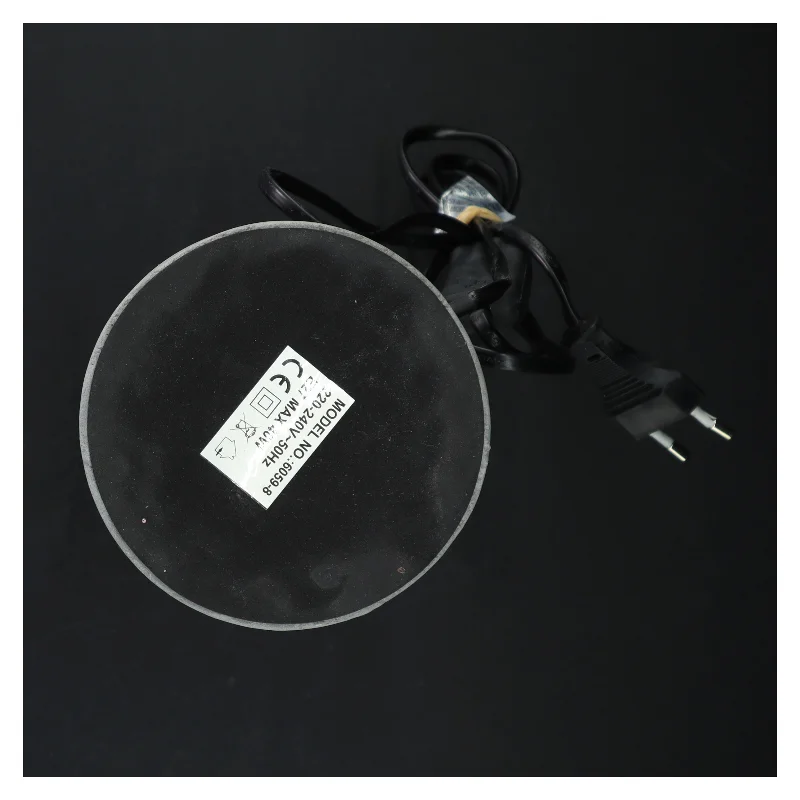 Bordlampe med glaskuppel (str. 25. x 12 cm)