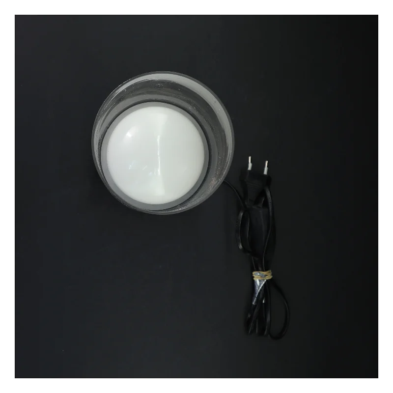 Bordlampe med glaskuppel (str. 25. x 12 cm)