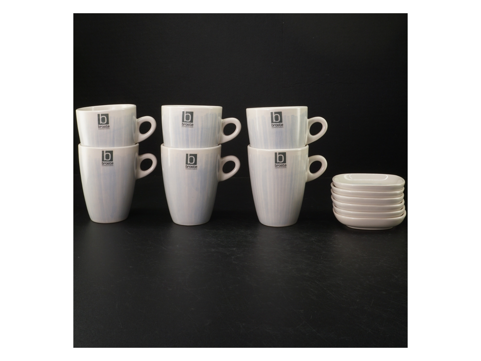 Broste Copenhagen espressokopper og underkopper fra Broste (str. H. 11 cm. ø. 8,5 cm)