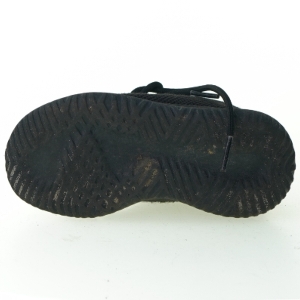 Sko fra Adidas (str. 24)