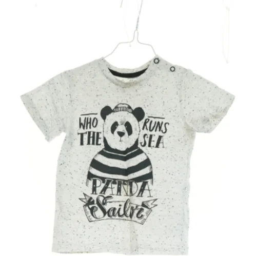 T-Shirt fra H&M (str. 86 cm)