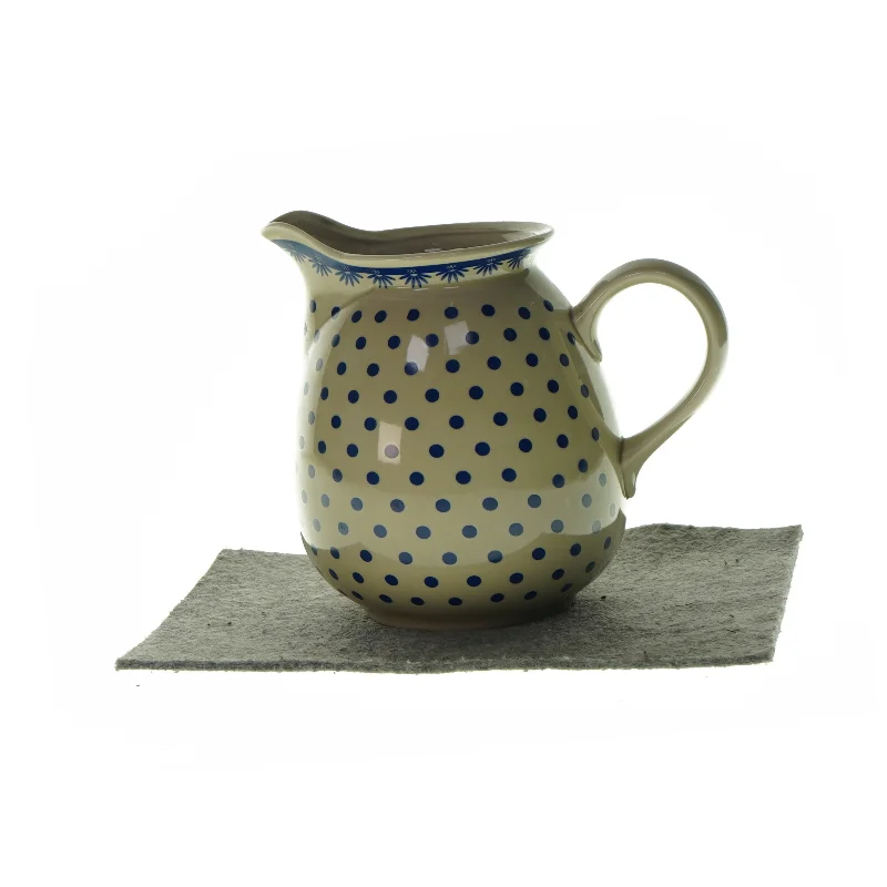 Kande med prikker (str. 17 X 9 CM)