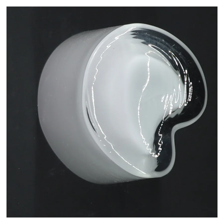 Hvid vase (str. 18,5 cm)