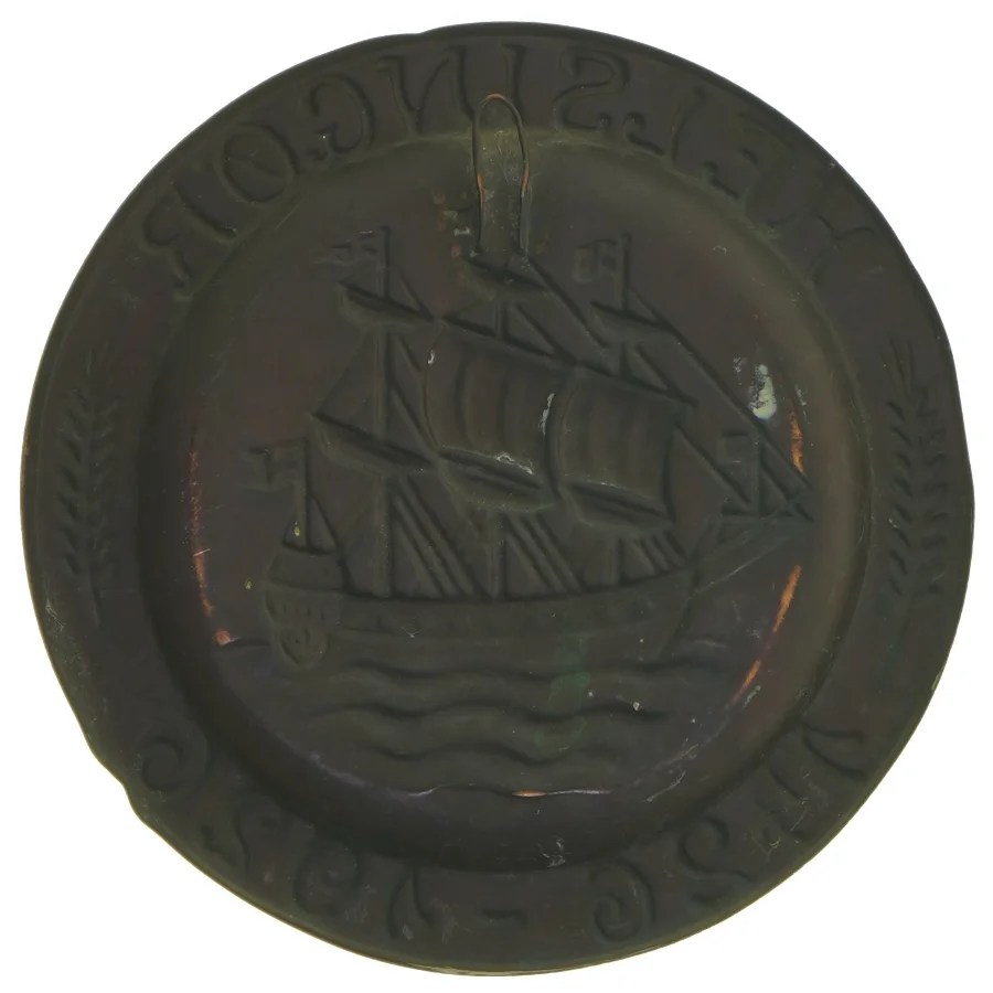 Dekorativ helsingør 500 års jubilæums platte i messing med skibsmotiv (str. Ø 17,5 cm)