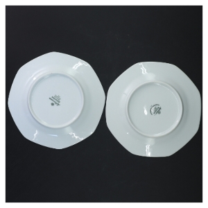 Tallerkener med blomstermotiv (str. Ø 16 cm)