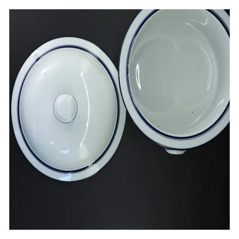 Dansk Bistro serveringsfad med låg (str. 28 cm)