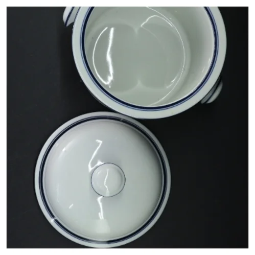 Terrin med låg fra Dansk bistro (str. 18 cm)