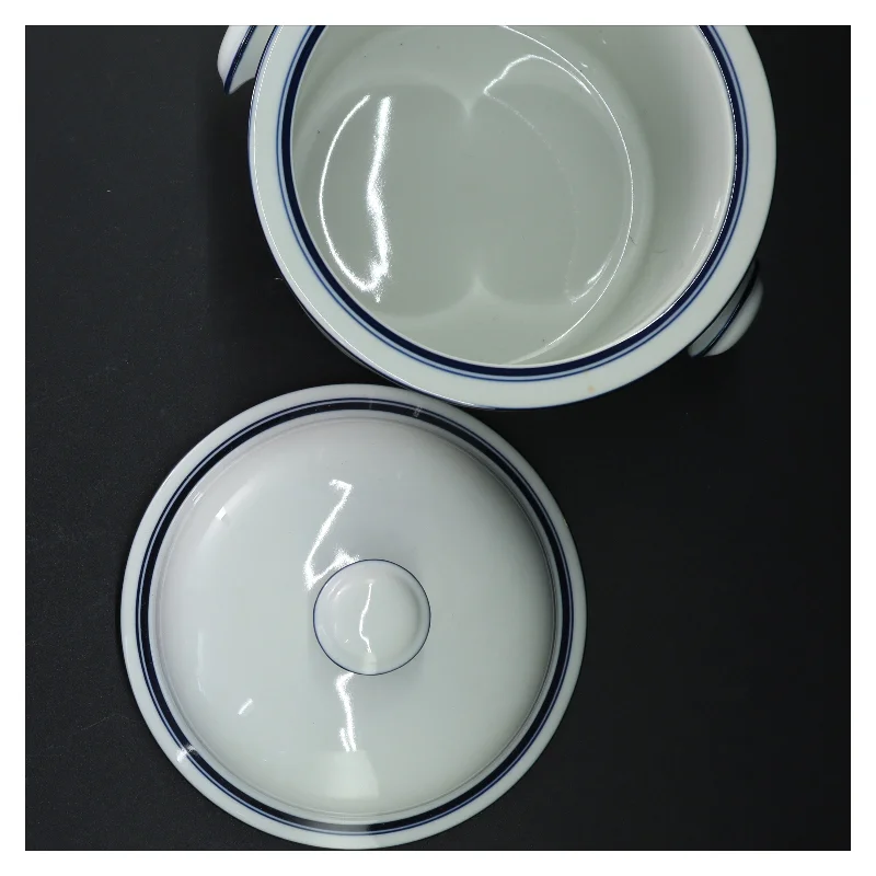 Terrin med låg fra Dansk bistro (str. 18 cm)