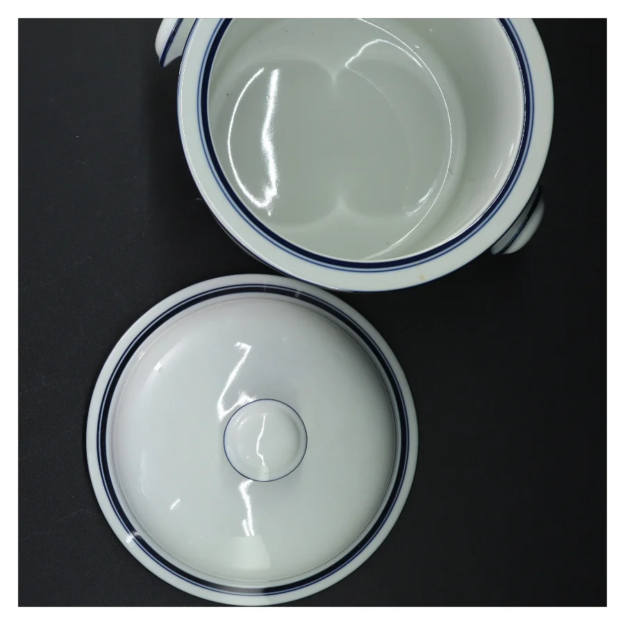 Terrin med låg fra Dansk bistro (str. 18 cm)