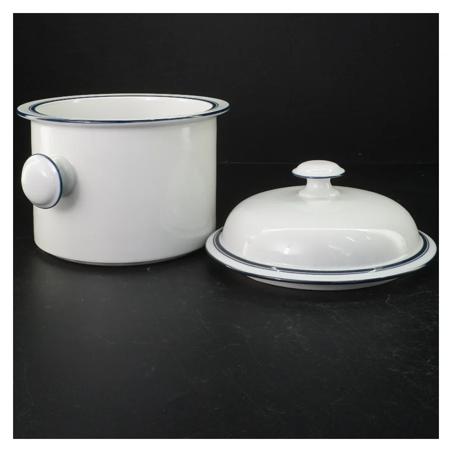 Terrin med låg fra Dansk bistro (str. 18 cm)