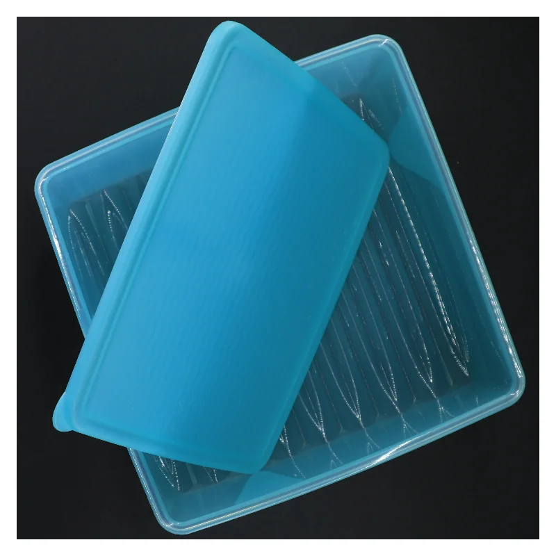 Køleskabsæske med låg fra Tupperware (str. 21 x 21 x 12 cm)