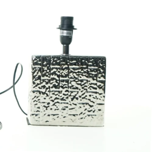 Lamper (str. 15 x 6 x 23 cm)