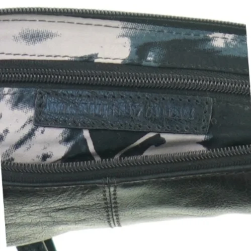 Clutch med strop fra Adax (str. 28 x 15 cm)