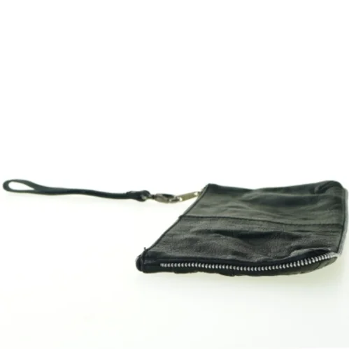 Clutch med strop fra Adax (str. 28 x 15 cm)