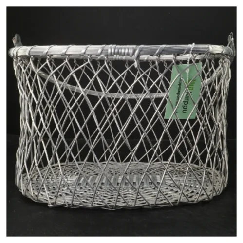 Metaltrådkurv (str. 22x36x30 cm)