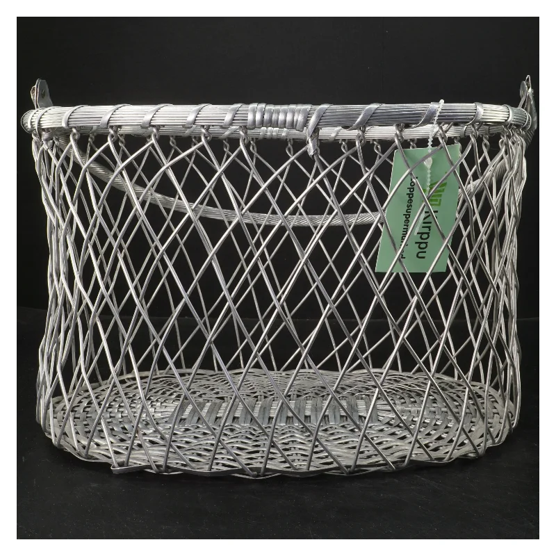 Metaltrådkurv (str. 22x36x30 cm)