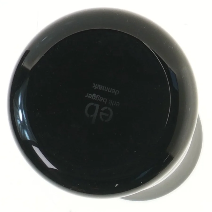 Sort glasvase 20 cm fra Erik Bagger (str. 20 cm)