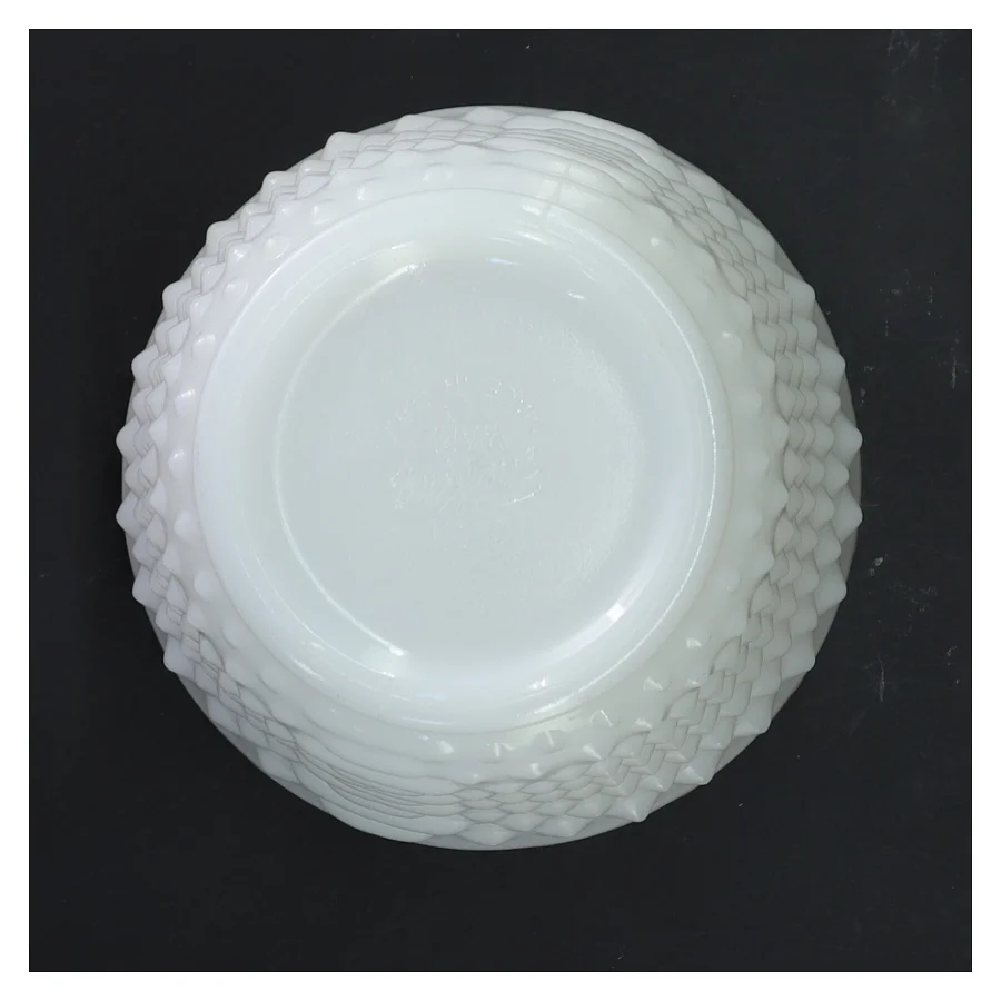 Hvid glas urtepotte med mønster (str. Ø 12,5 cm længde 12 cm)