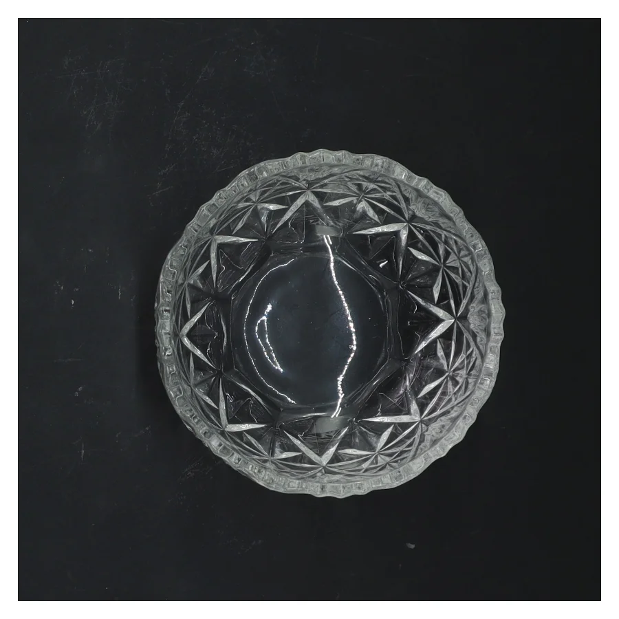 Krystal beholder med låg (str. 13x11 cm)