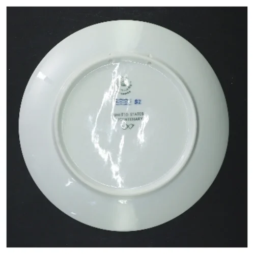 Dekorativ porcelænstallerken fra 1976 fra Royal Copenhagen (str. Ø 18 cm)