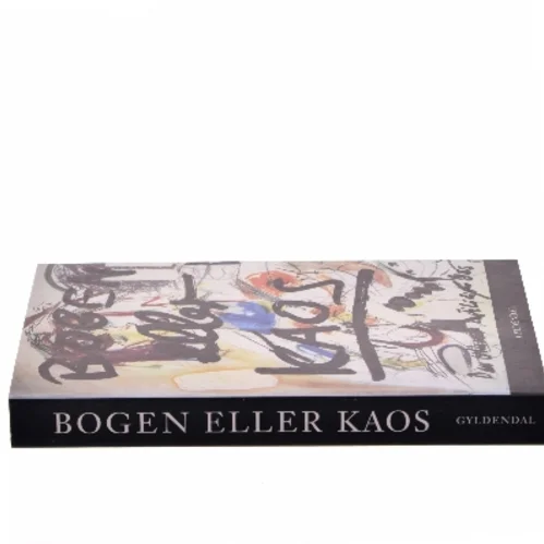 Bogen eller kaos : Den Litterære Institution uss af Peter Seeberg (red.) (Bog)