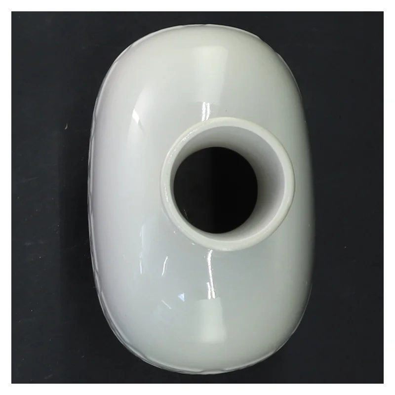 Bing og Grøndal Hvid vase med mønster fra B&G (str. 15x10 cm)