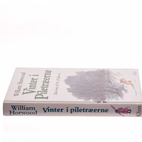 Vinter i piletræerne af William Horwood (Bog)