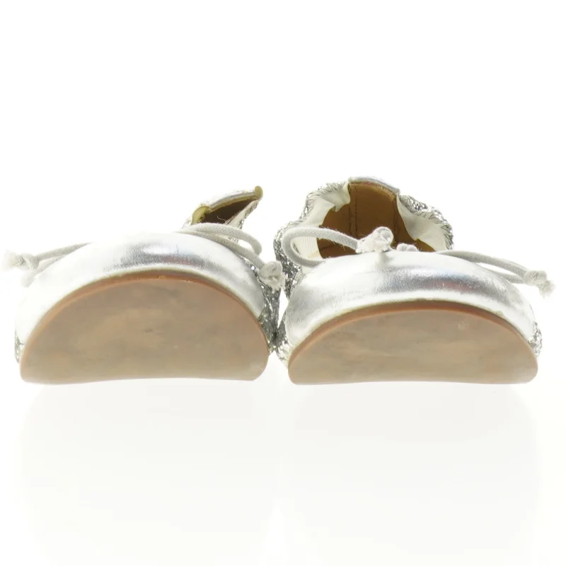 Glitrende ballerinasko fra Sofie Schnoor (str. 36)