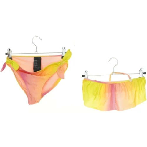 Bikini fra H&M (str. 152 cm)