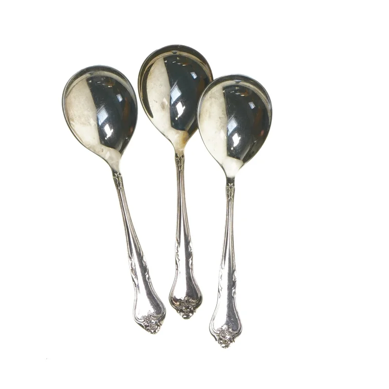 Sæt med tre dekorerede sølvskeer fra Atla (str. 15 cm)