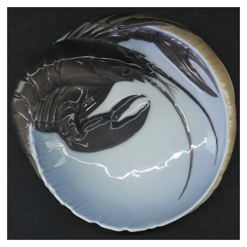 Keramikfad med hummermotiv fra Royal Copenhagen (str. Ø. 18 cm)